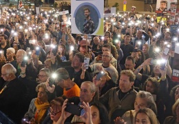 Netanyahu’ya ‘müzakereye dön’ çağrısı