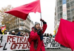 Fransız sendikalar: Bu ilk uyarı