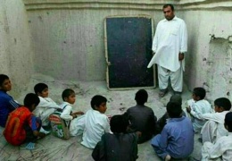 Beluciler okulu bırakıyor