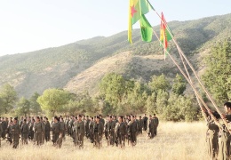 Gökyüzünde de Newroz ateşi