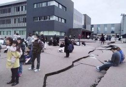 Noto 1 metre batıya kaydı