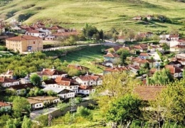 Alevi köyüne megafonlu imam