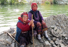 Demokratik Türklüğün tarih yazımı