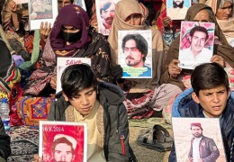 Sesimizi duyun, soykırıma uğruyoruz