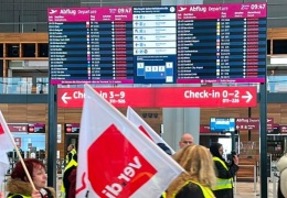 5 havalimanında grev