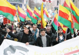 İki başkentte ‘Özgürlük Yürüyüşü’