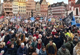 Frankfurt steht auf für Demokratie