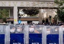 ‘Hayal kur pozitif kal’ hapishanesi