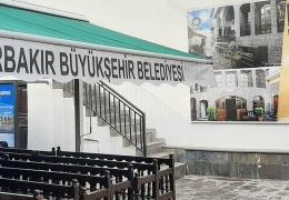 Dengbêj Evi’ni hortumladılar