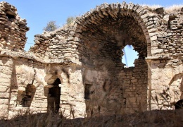 Habab Manastırı yok oluyor
