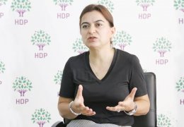 Türk devleti için Kürt kadınlar 'ganimet'