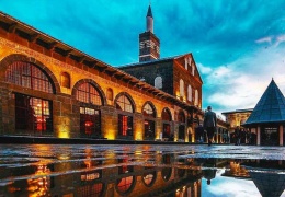 Dinin hakikati, iktidarın tuzakları