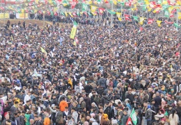 Savaşa karşı barış Newroz'u