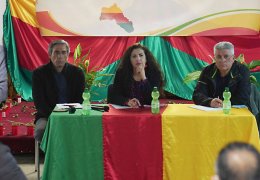 Kürt sanatçılar sorunlarını tartıştı