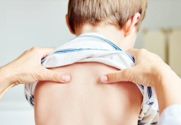 Çocuklarda sırt ağrısı 