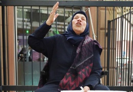 Emine ana çağırıyor