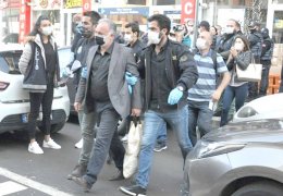 Demokrasicilik oynamanın çağı geçmiştir!