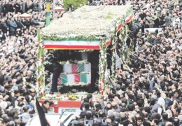 Tahran’da cenaze töreni