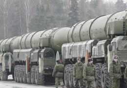 Sınırda nükleer tatbikat