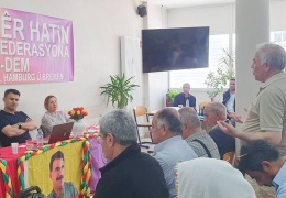 Halkımızın hizmetkarıyız