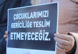 Projeler, gerçekler, hak savunusu