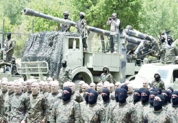 İsrail ve Lübnan savaşın eşiğinde