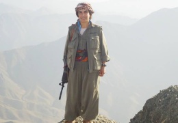 Bir dağ kadını Bêrî