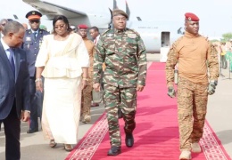 Kapılar batıya kapanıyor