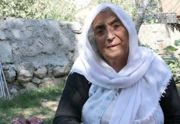 Tutsak oğlunu dört yıldır göremedi