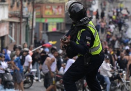 Venezuela’da seçim protestoları