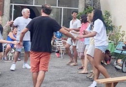 Ancak faşistler yapar