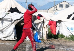 Kıbrıs'ta göçmen pazarlığı