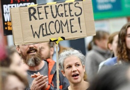 İngiltere’de insani barikat