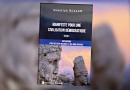 'Maskeli Tanrılar ve Örtük Krallar Çağı' Fransızca çıktı