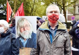 Dostları Robert’le vedalaştı