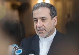 İran Nahçıvan için parmak salladı