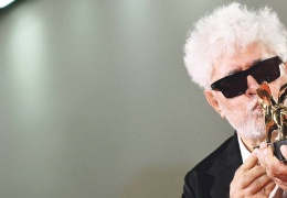 Altın Aslan Almodóvar’a gitti