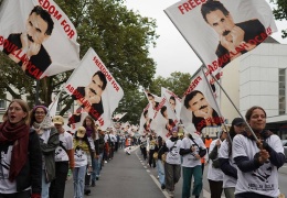 Öcalan’ın fikirleri için yürüyoruz