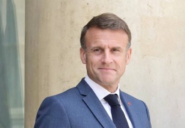 Boyun Eğmeyenlerden Macron önerisi