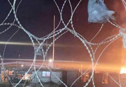 4 tesise yoğun hava saldırısı