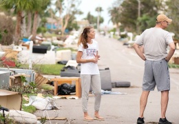 Kasırga Florida’yı yıkıp gitti