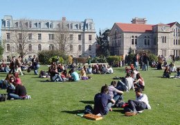 Gençler borçlu, mutsuz ve umutsuz