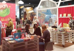 Rojava Frankfurt Kitap Fuarı’ndaydı