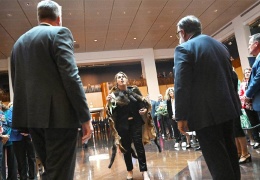 Topraklarımızı geri verin