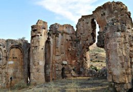 Xase'nin kilisesi yok edildi