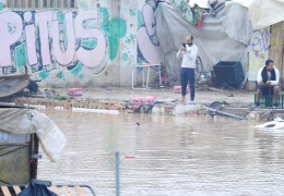 İspanya’da gönüllüler dönüyor