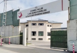 Göçmen kadınlara işkence