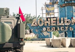 Cephe hattı yavaşça çöküyor