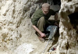 Dağ hiç delinir mi?