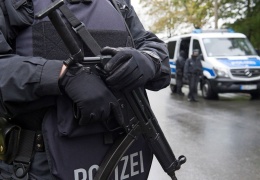 Noel’e saldırı engellendi